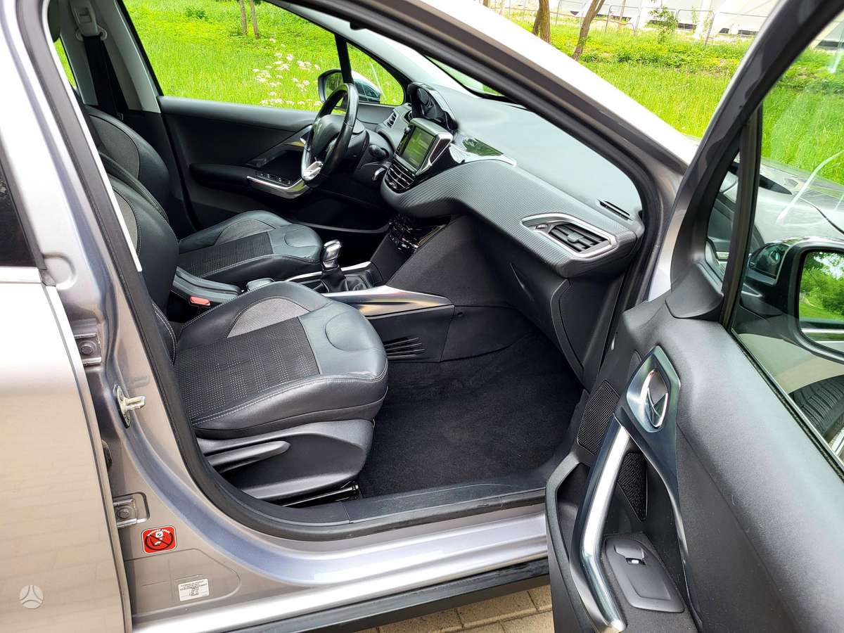 Peugeot 2008 - 7