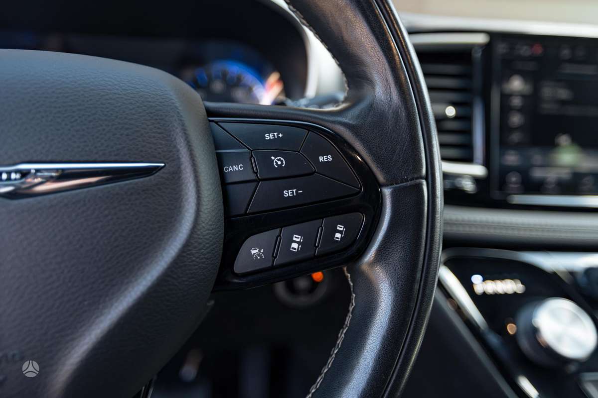 Chrysler Pacifica, 3.6 l., Минивэн