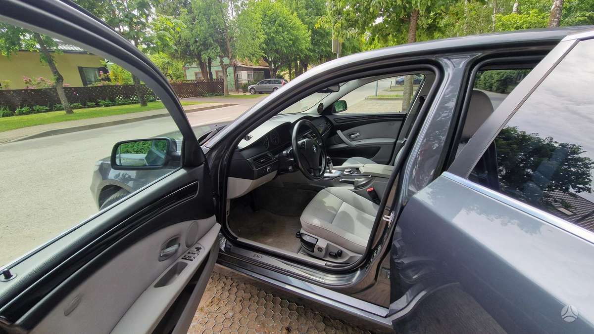 BMW 525, 3.0 l., Универсал