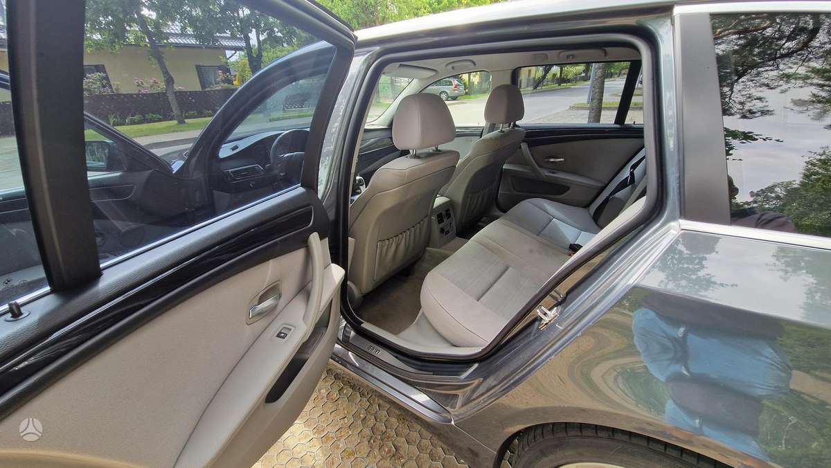BMW 525, 3.0 l., universalas