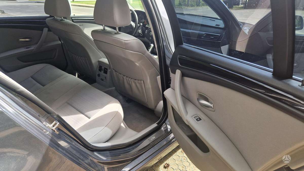 BMW 525, 3.0 l., Универсал