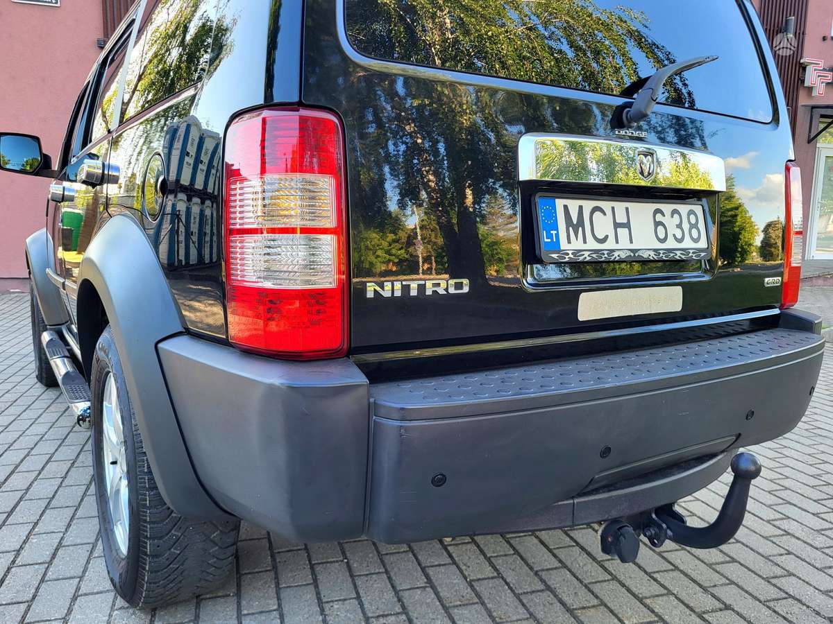 Dodge Nitro, 2.8 l., off-road / crossover