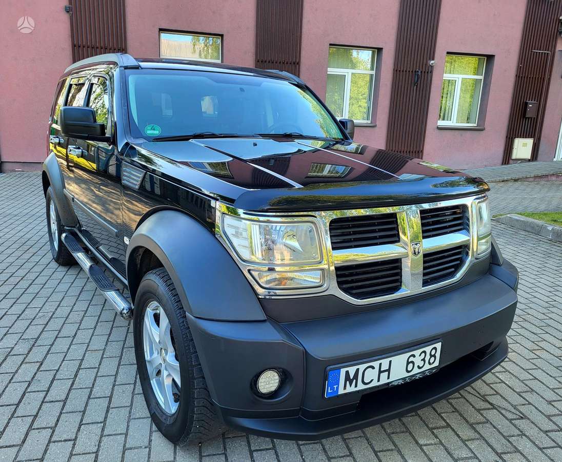 Dodge Nitro, 2.8 l., off-road / crossover