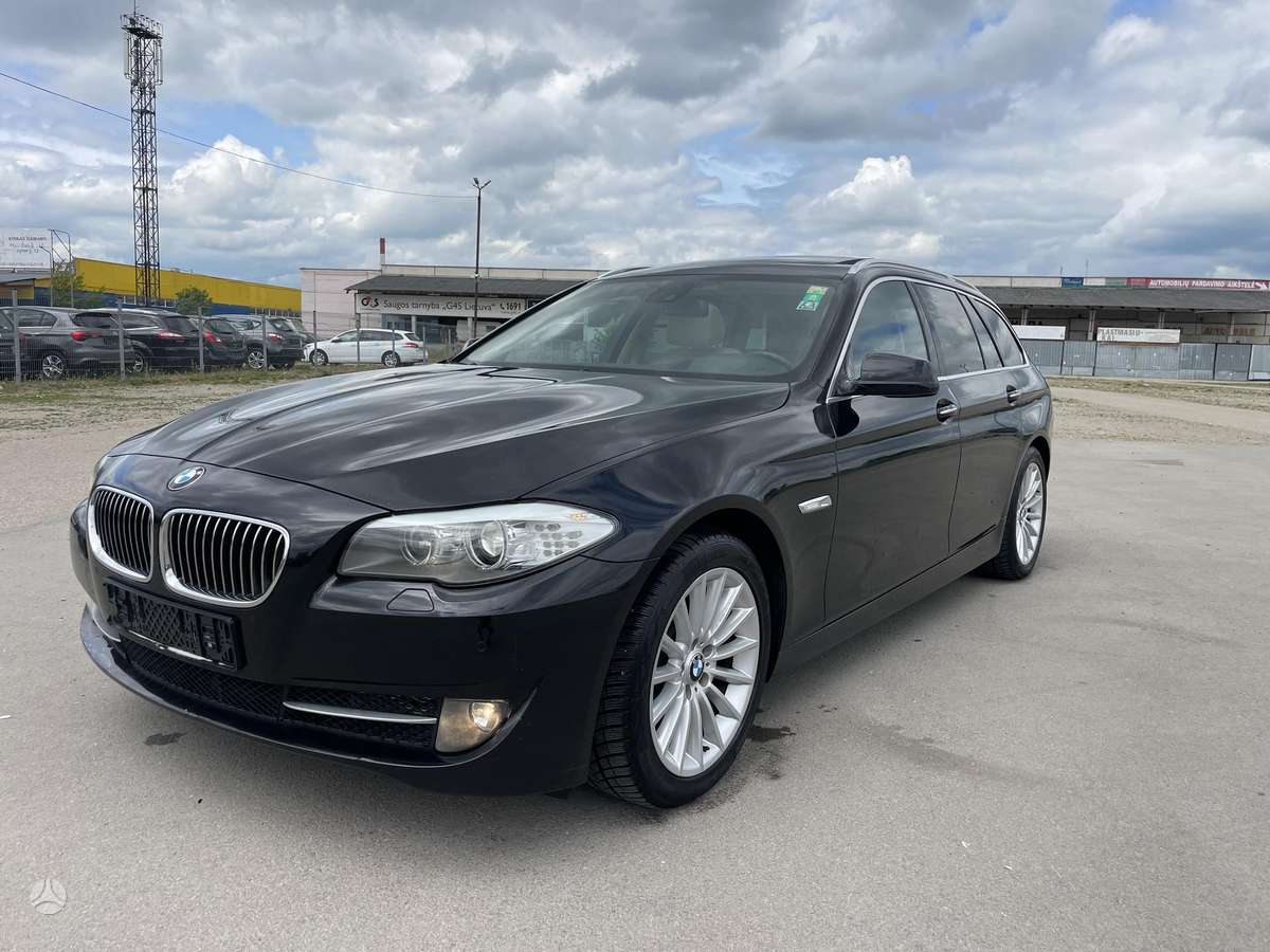 BMW 523, 3.0 l., Универсал