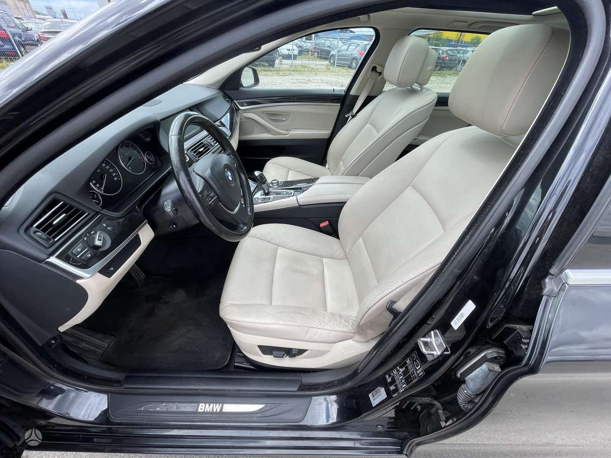 BMW 523, 3.0 l., Универсал