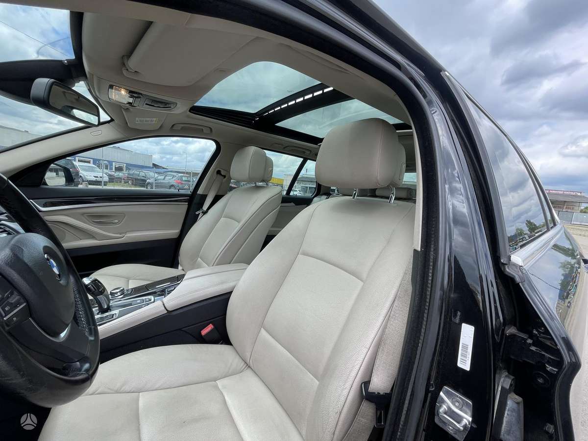BMW 523, 3.0 l., Универсал