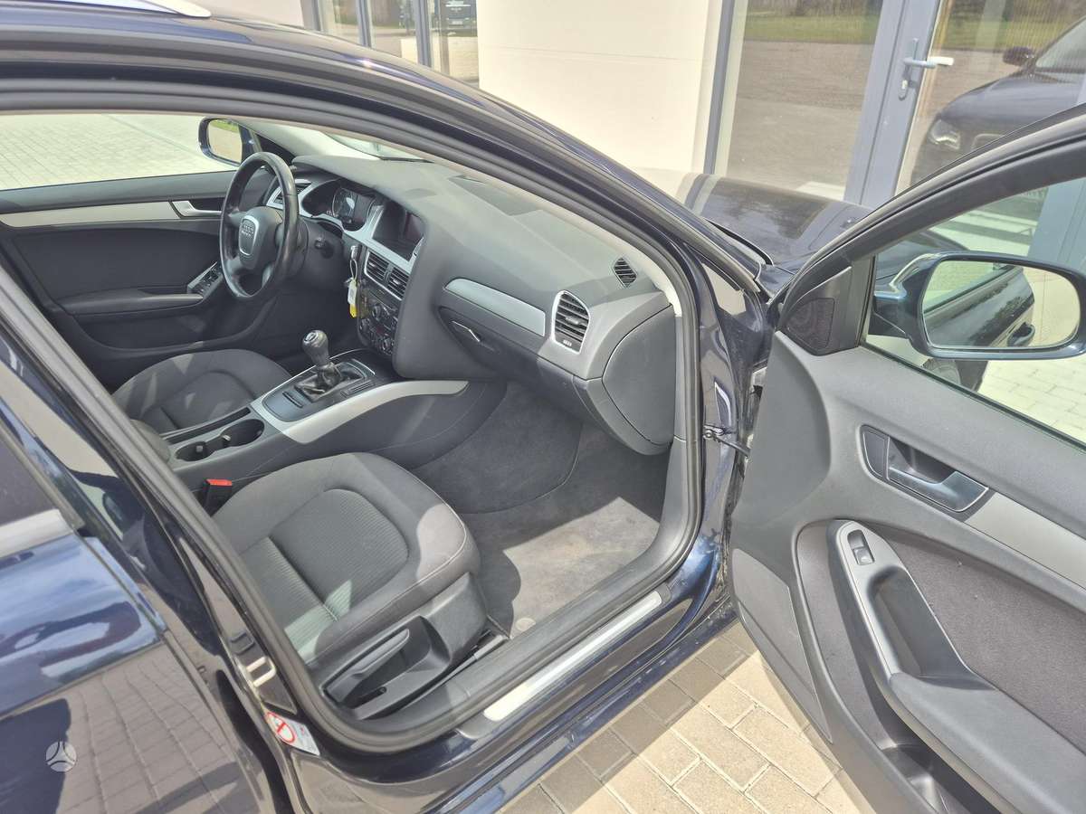 Audi A4, 2.0 l., Универсал