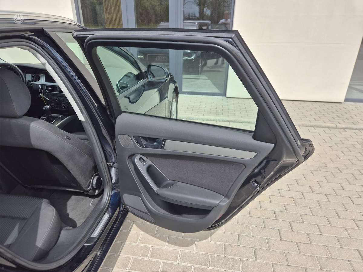 Audi A4, 2.0 l., Универсал