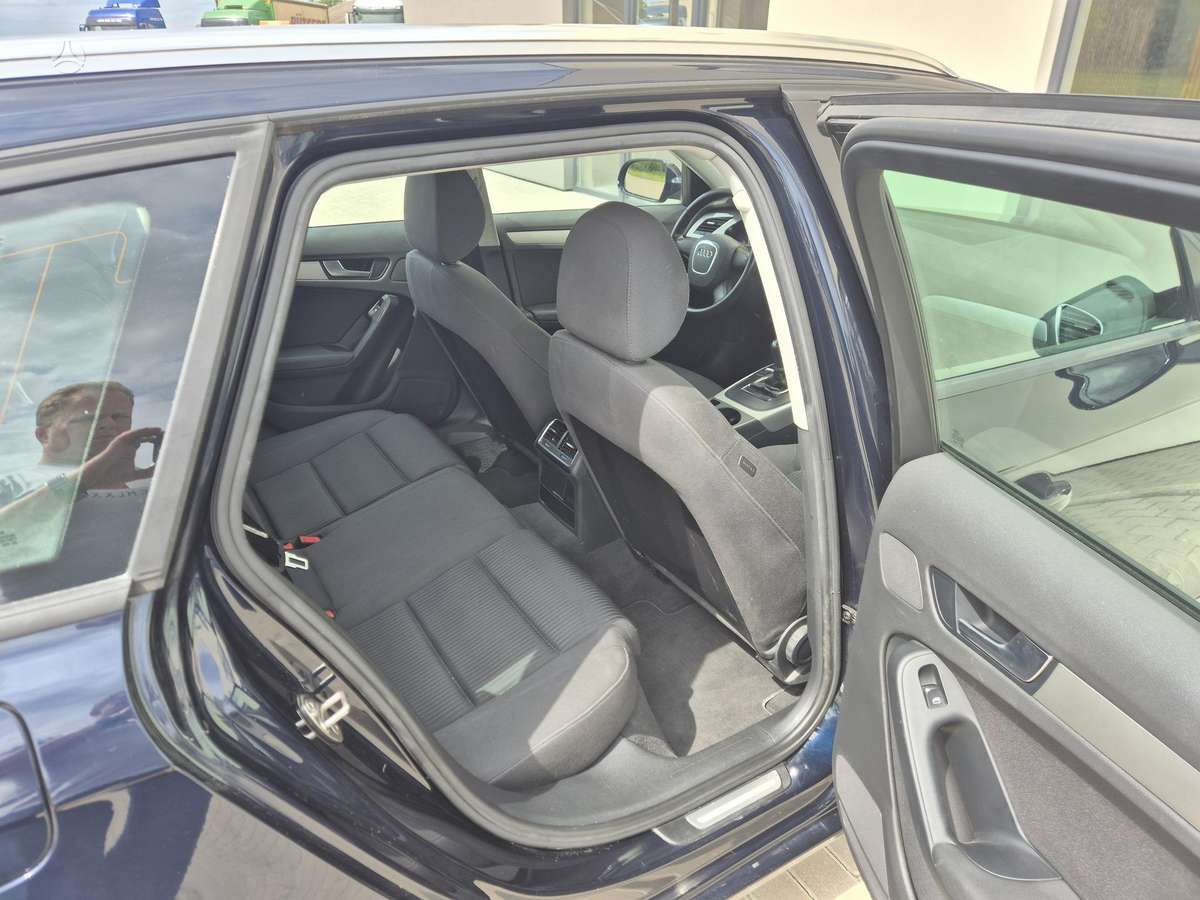 Audi A4, 2.0 l., Универсал