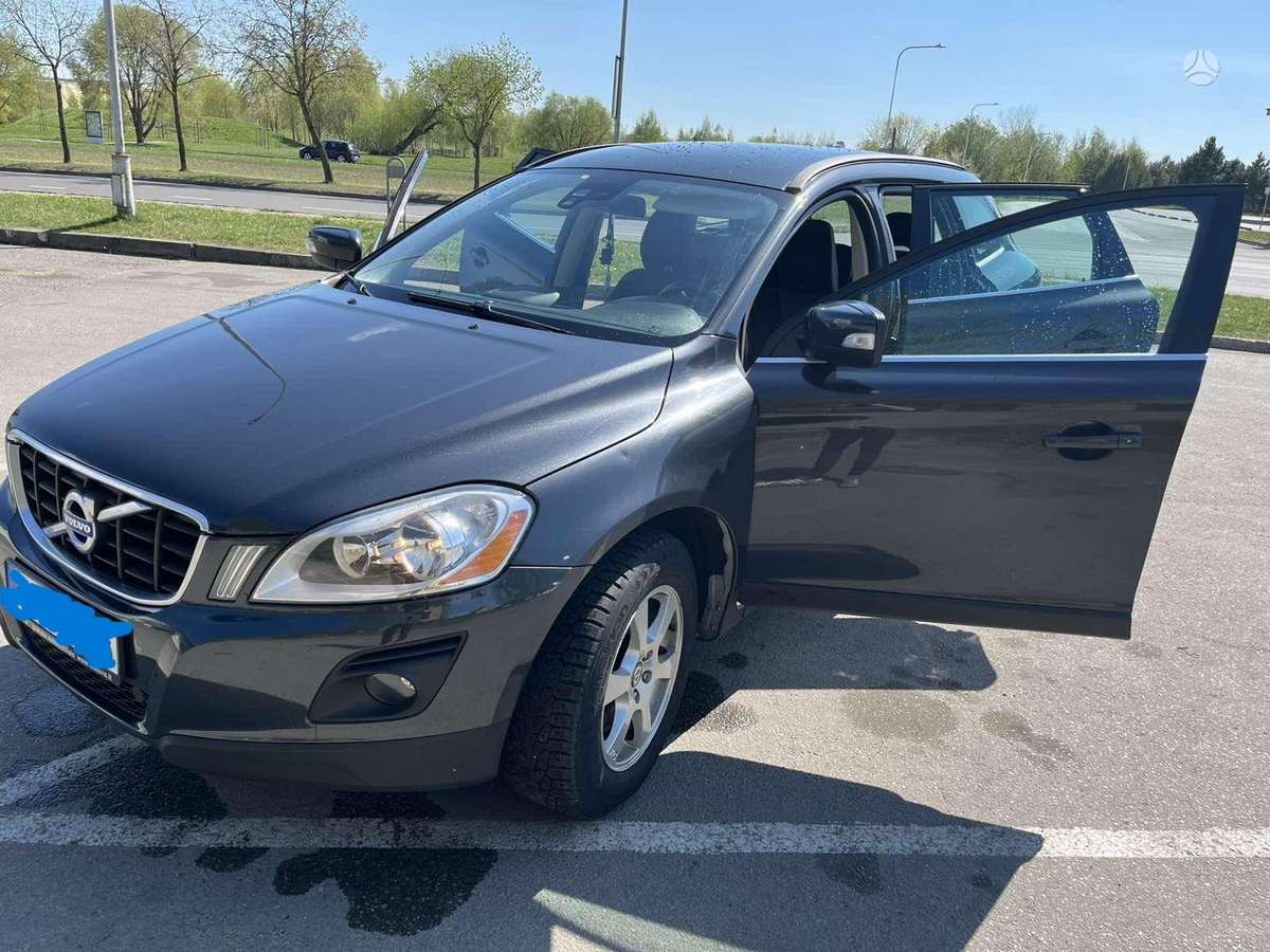 Volvo XC60 - 1