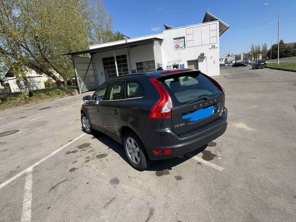 Volvo XC60 - 4