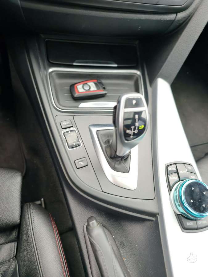 BMW 330, 3.0 l., Универсал