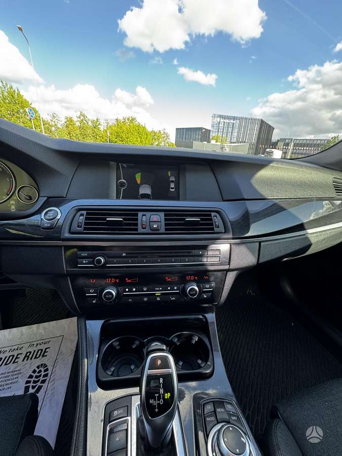 BMW 520, 2.0 l., Седан