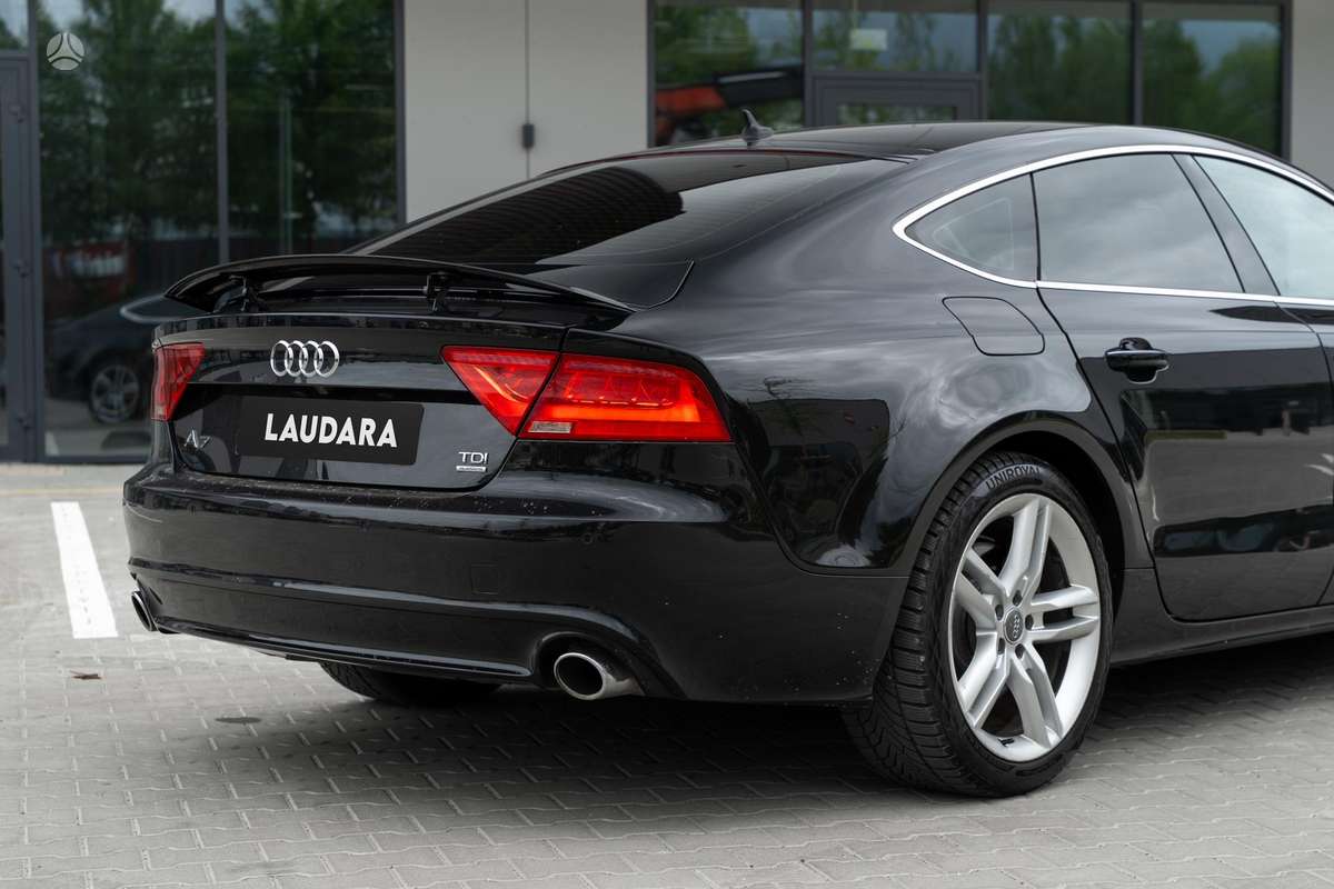 Audi A7, 3.0 l., hatchback