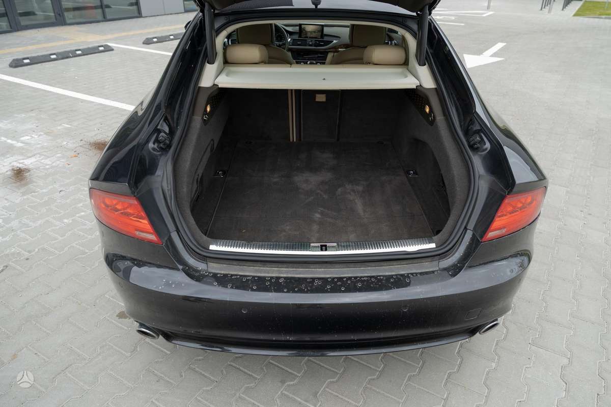 Audi A7, 3.0 l., hatchback