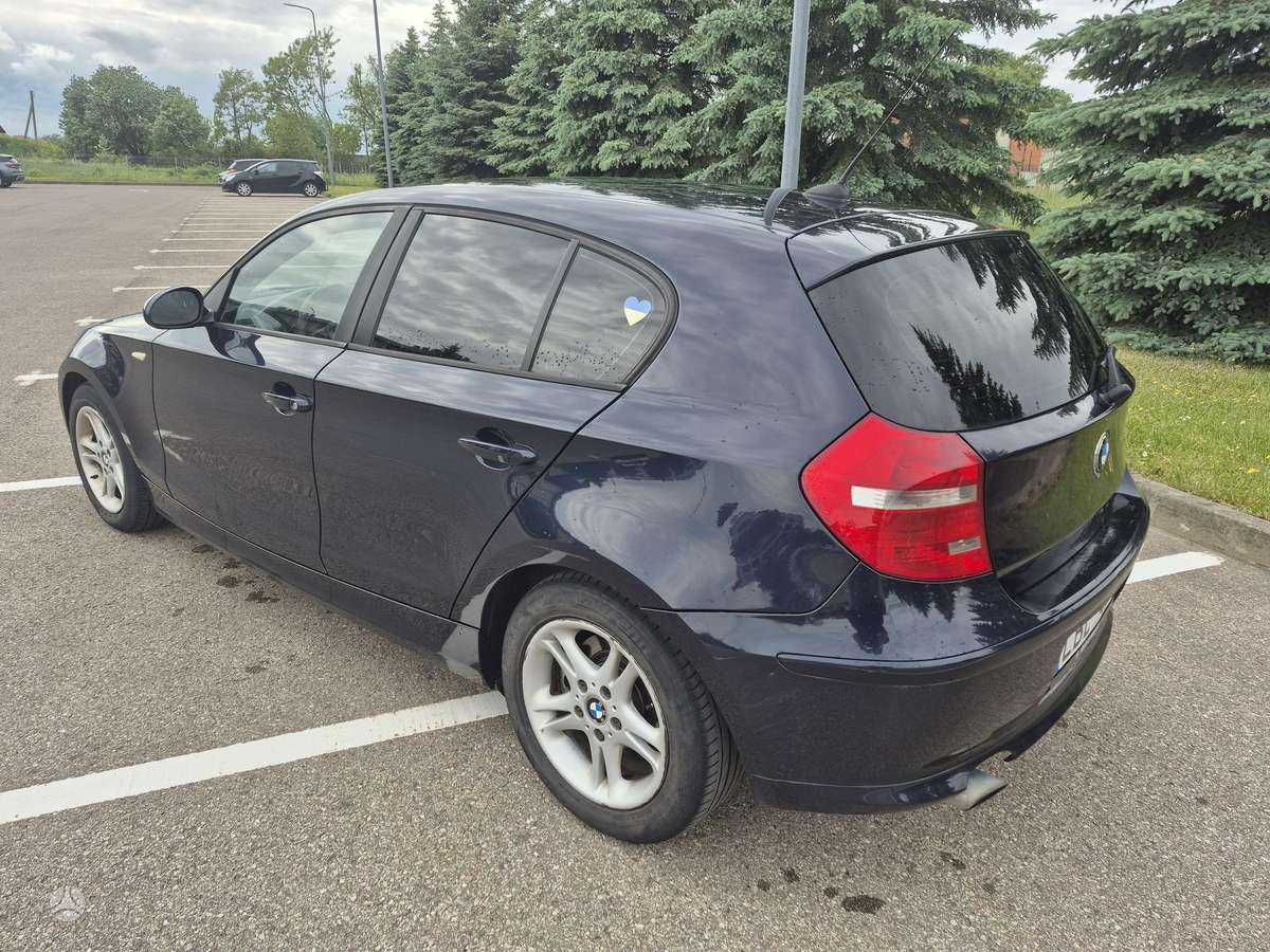 BMW 120, 2.0 l., hatchback
