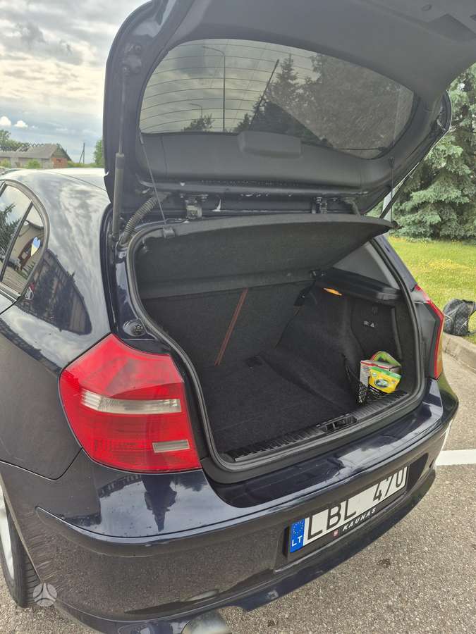 BMW 120, 2.0 l., hatchback