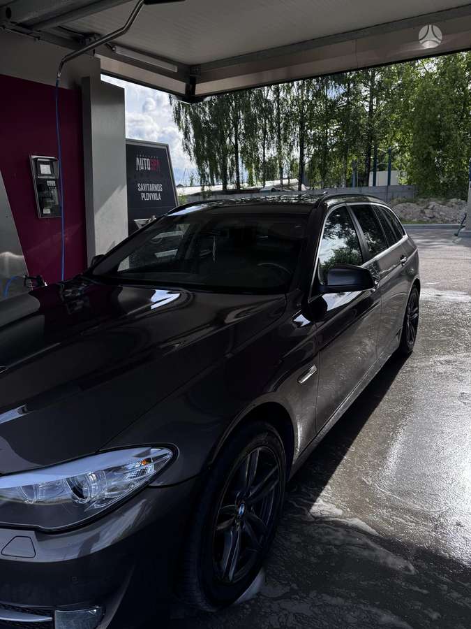 BMW 520, 2.0 l., Универсал