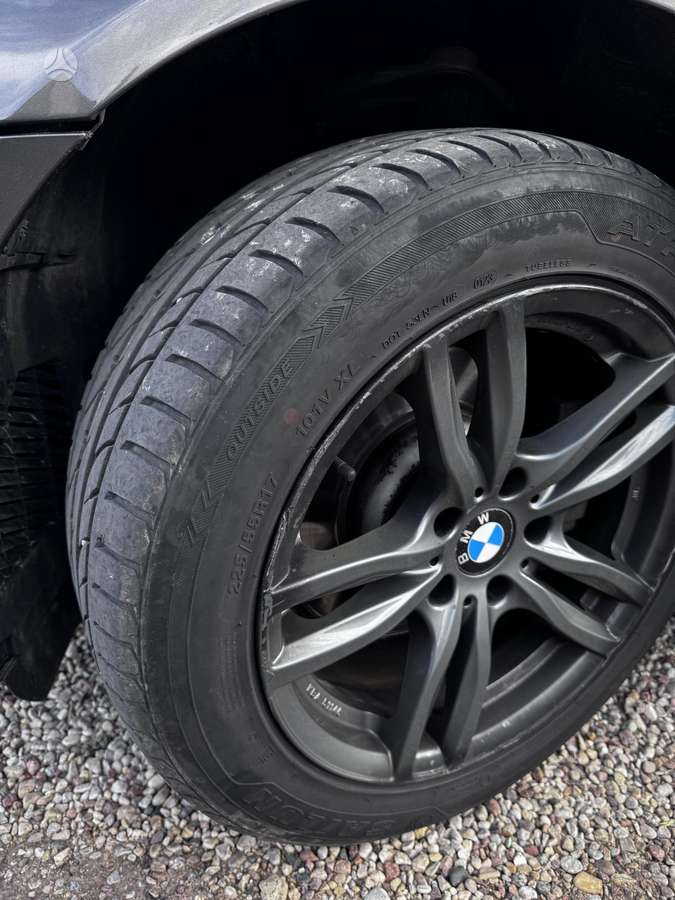 BMW 520, 2.0 l., universalas