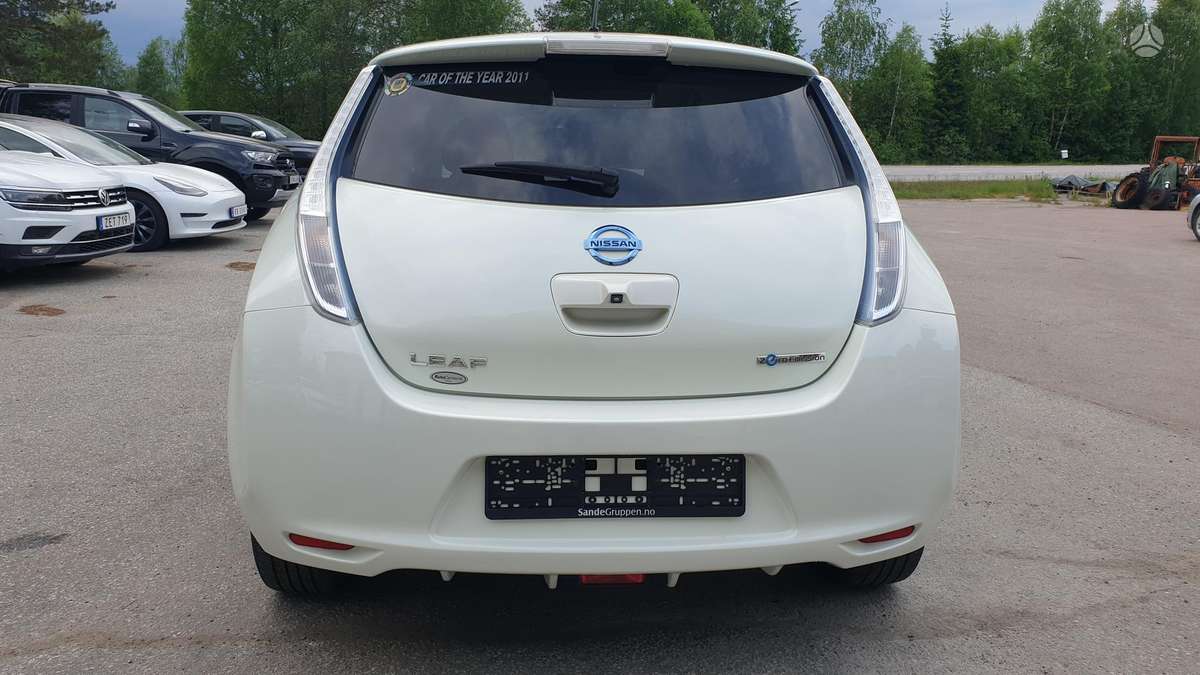 Nissan Leaf, hatchback