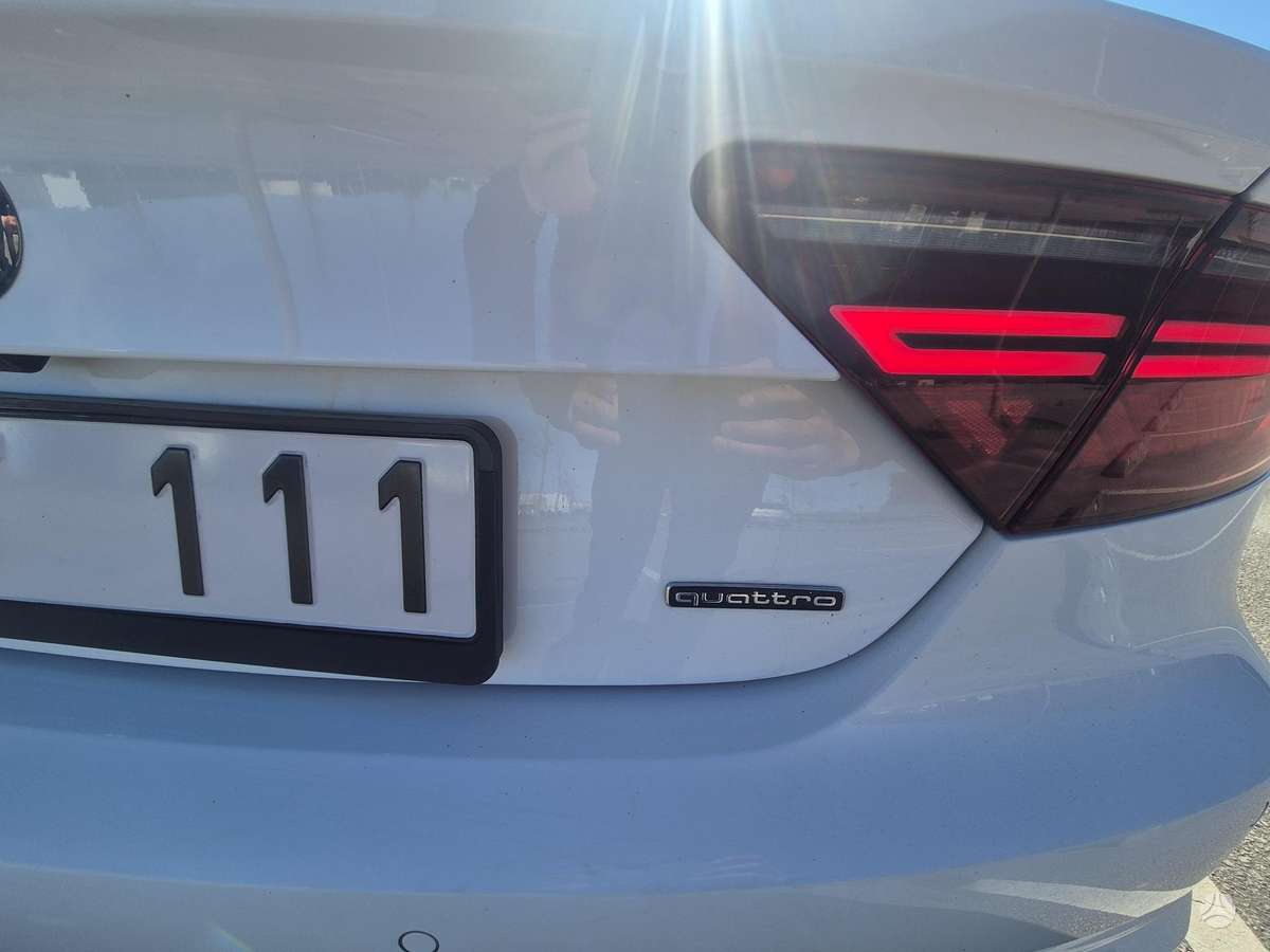 Audi A7, 2.0 l., Лимузин