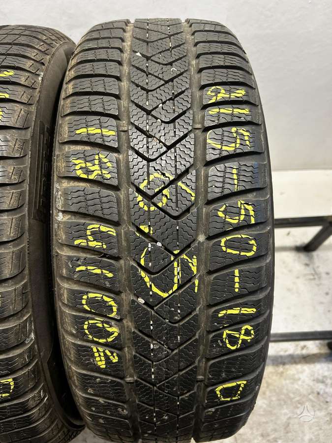 Pirelli Sottozero 3, winter 215/50 R18
