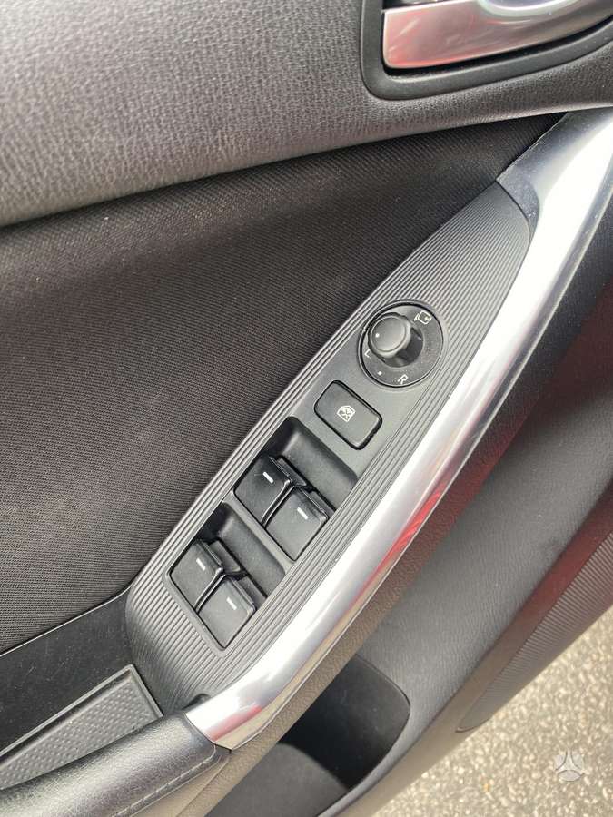Mazda CX-5, 2.2 l., Внедорожник / Кроссовер