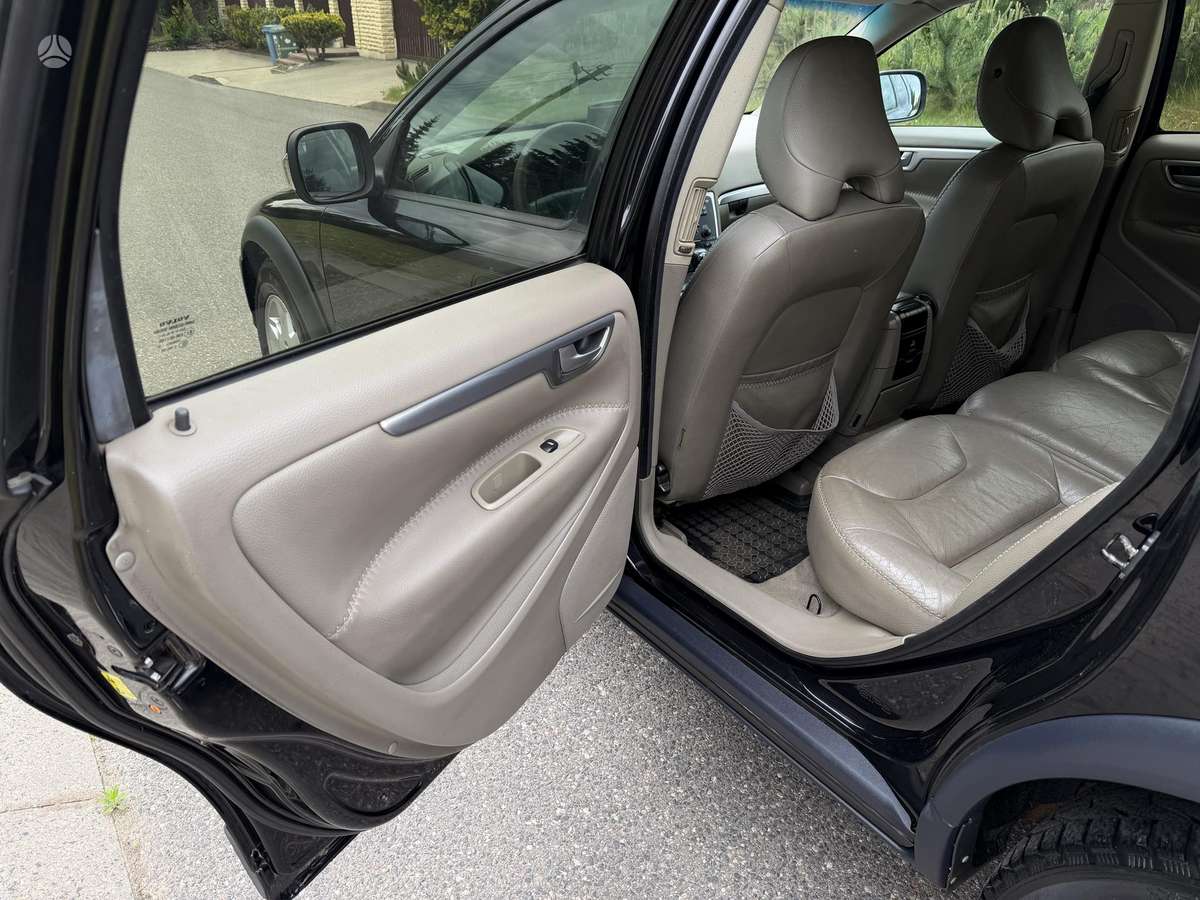 Volvo XC70, 2.4 l., Универсал