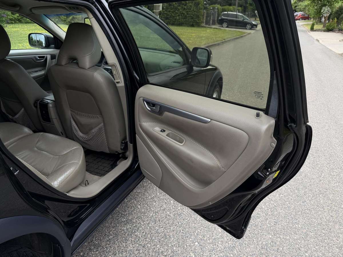 Volvo XC70, 2.4 l., Универсал