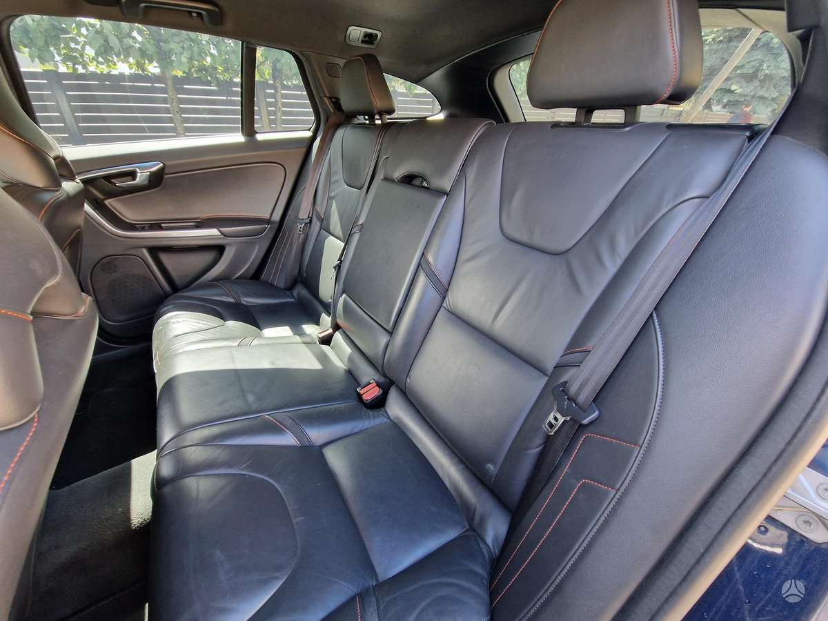 Volvo V60, 2.0 l., Универсал