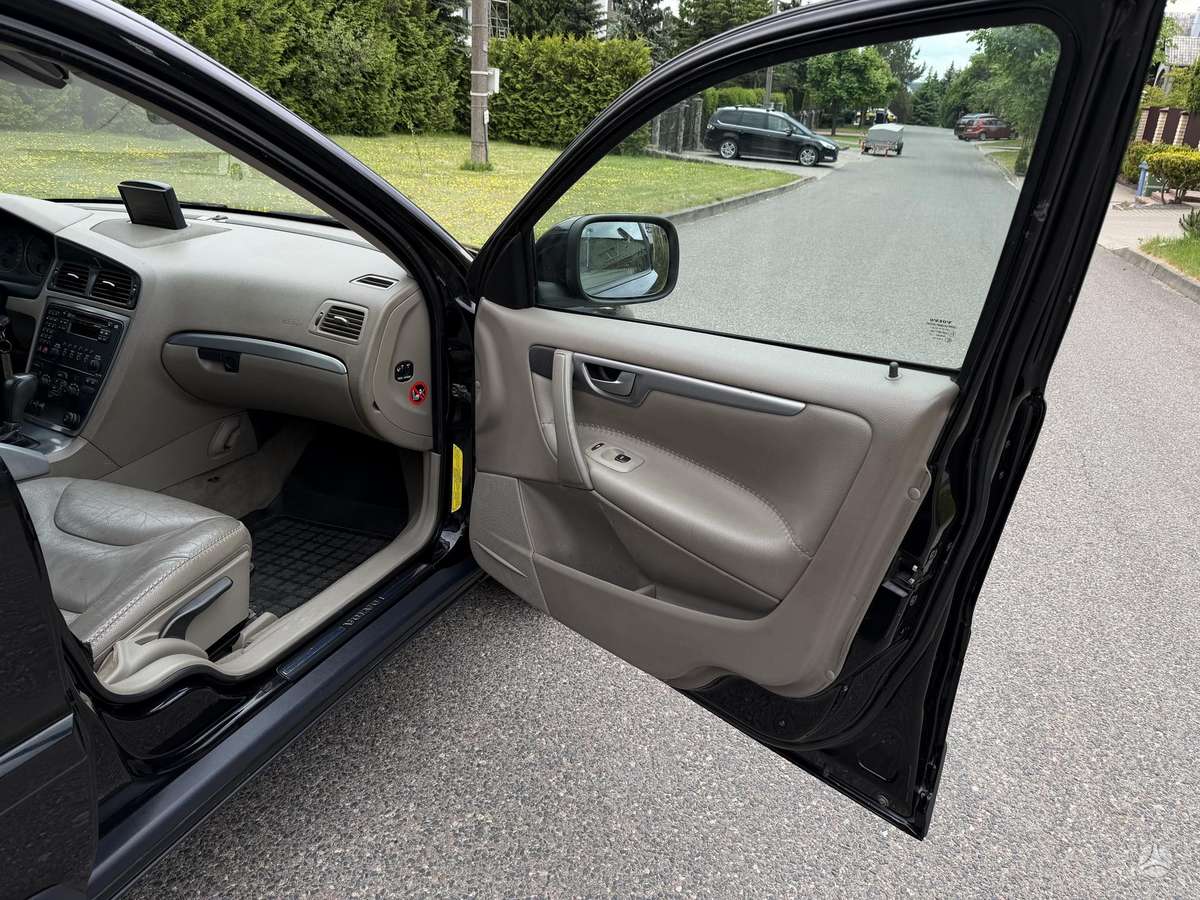 Volvo XC70, 2.4 l., Универсал