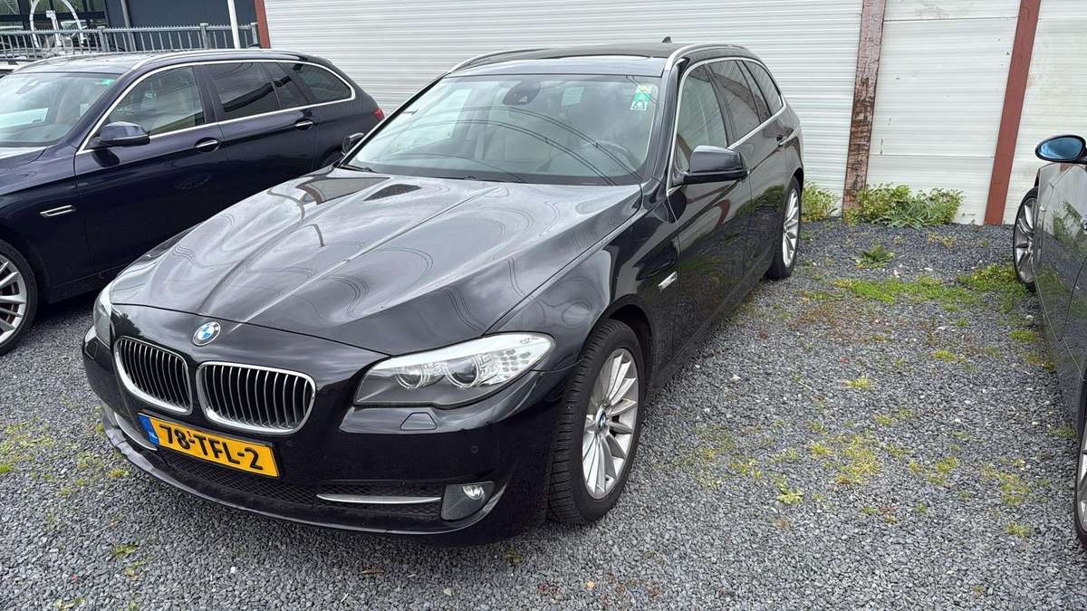 BMW 523, 3.0 l., Универсал