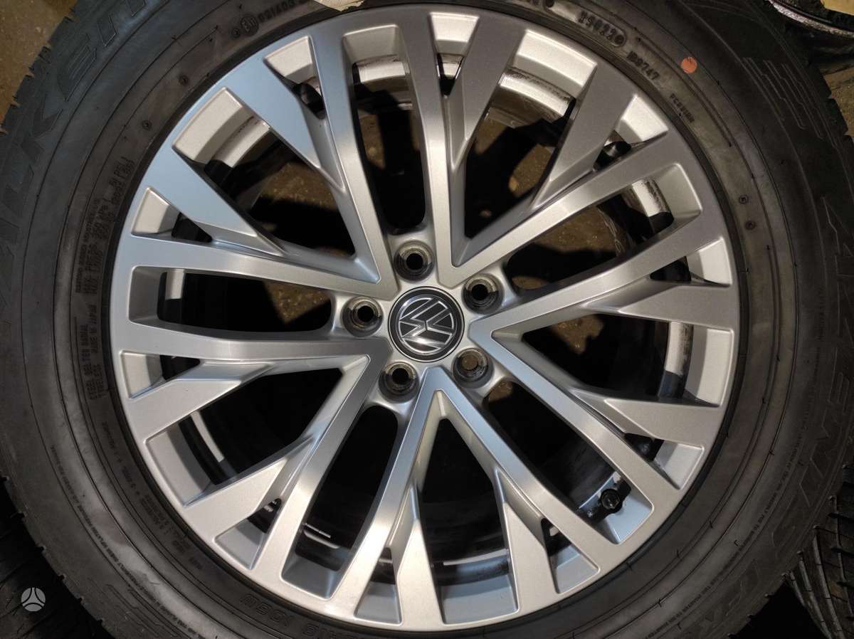 Volkswagen Audi, light alloy, R18