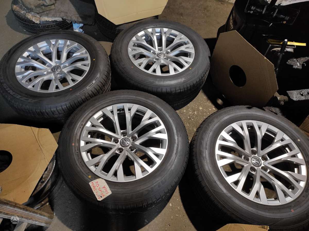Volkswagen Audi, light alloy, R18