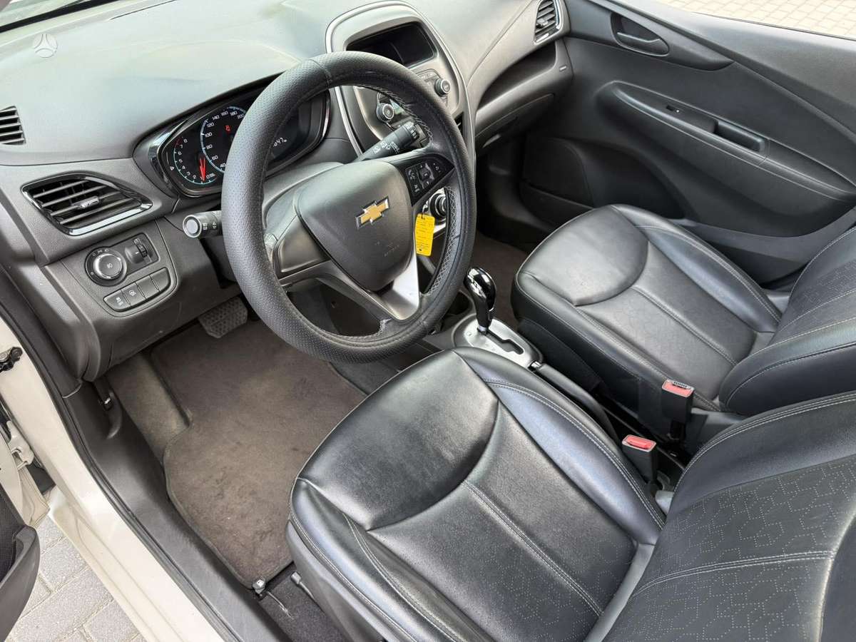 Chevrolet Spark, 1.0 l., Хэтчбек