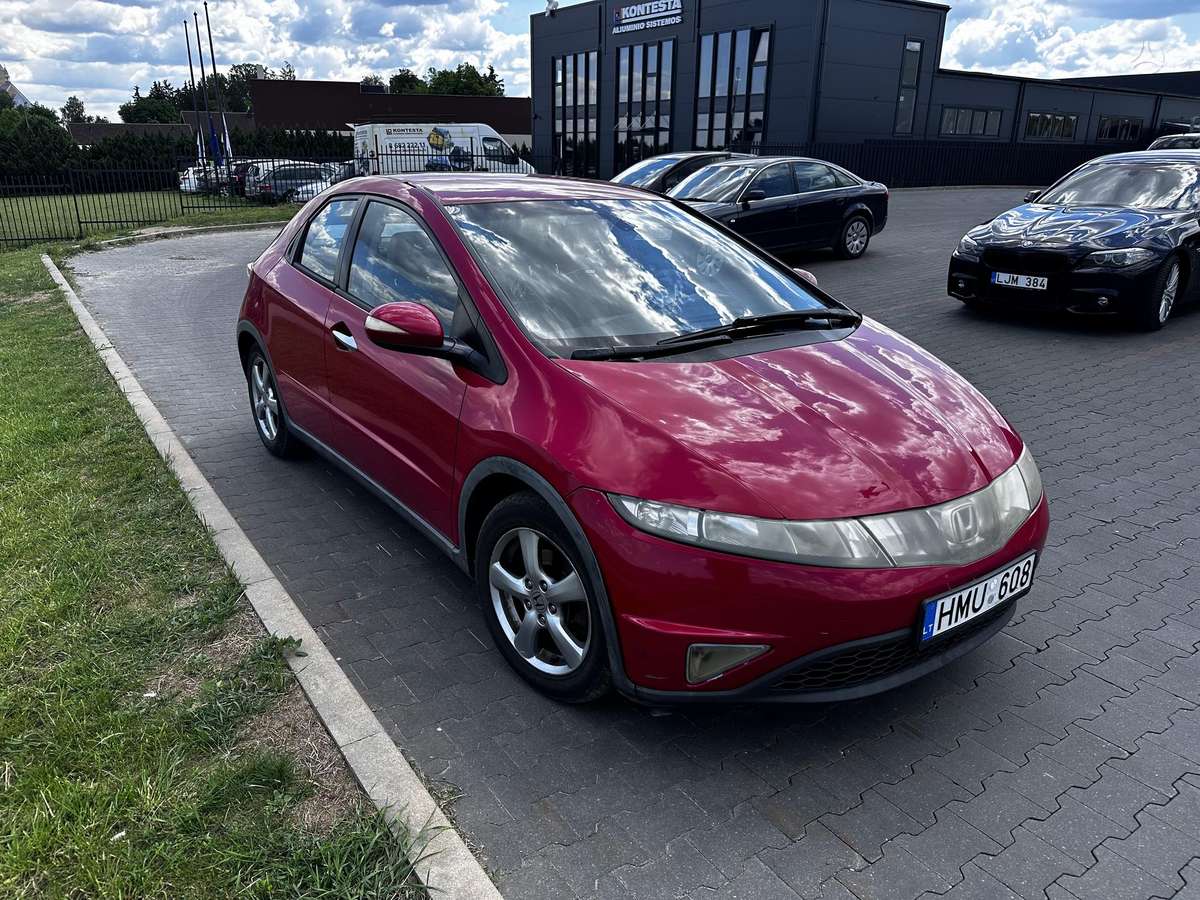 Honda Civic, 1.3 l., hatchback