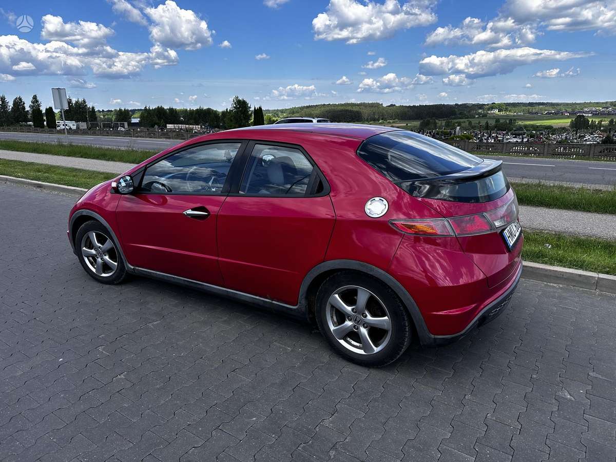 Honda Civic, 1.3 l., hatchback