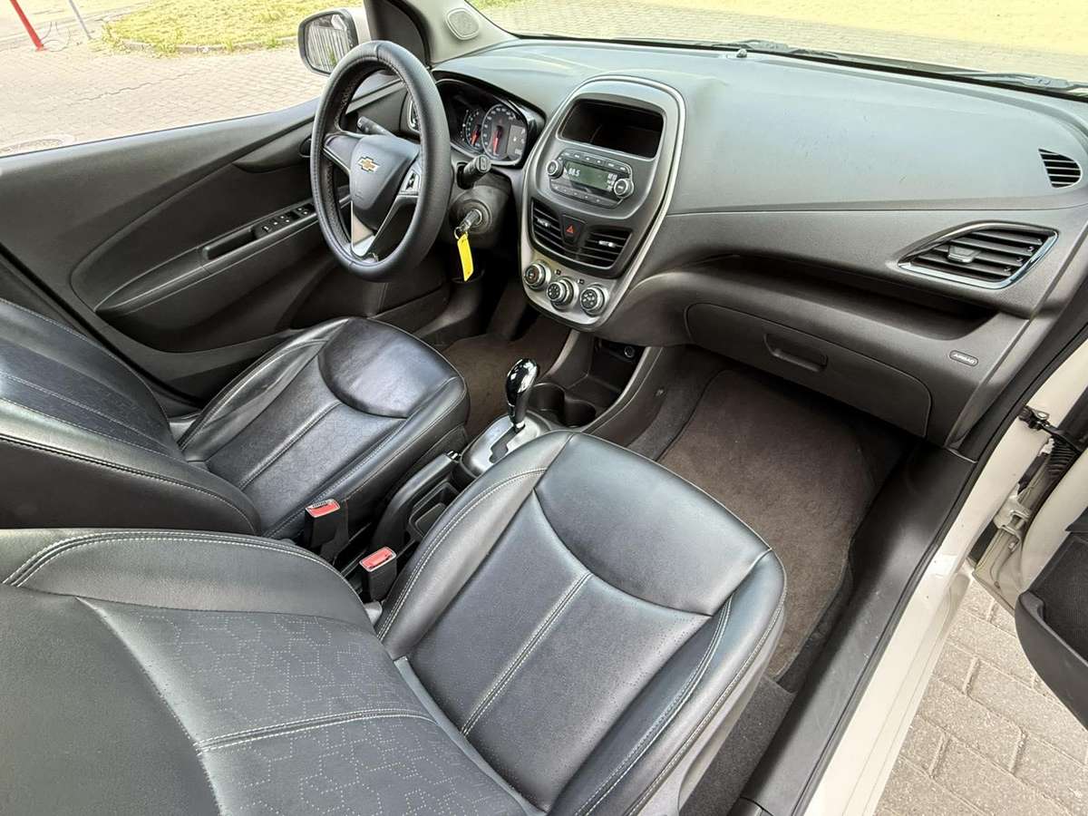 Chevrolet Spark, 1.0 l., Хэтчбек
