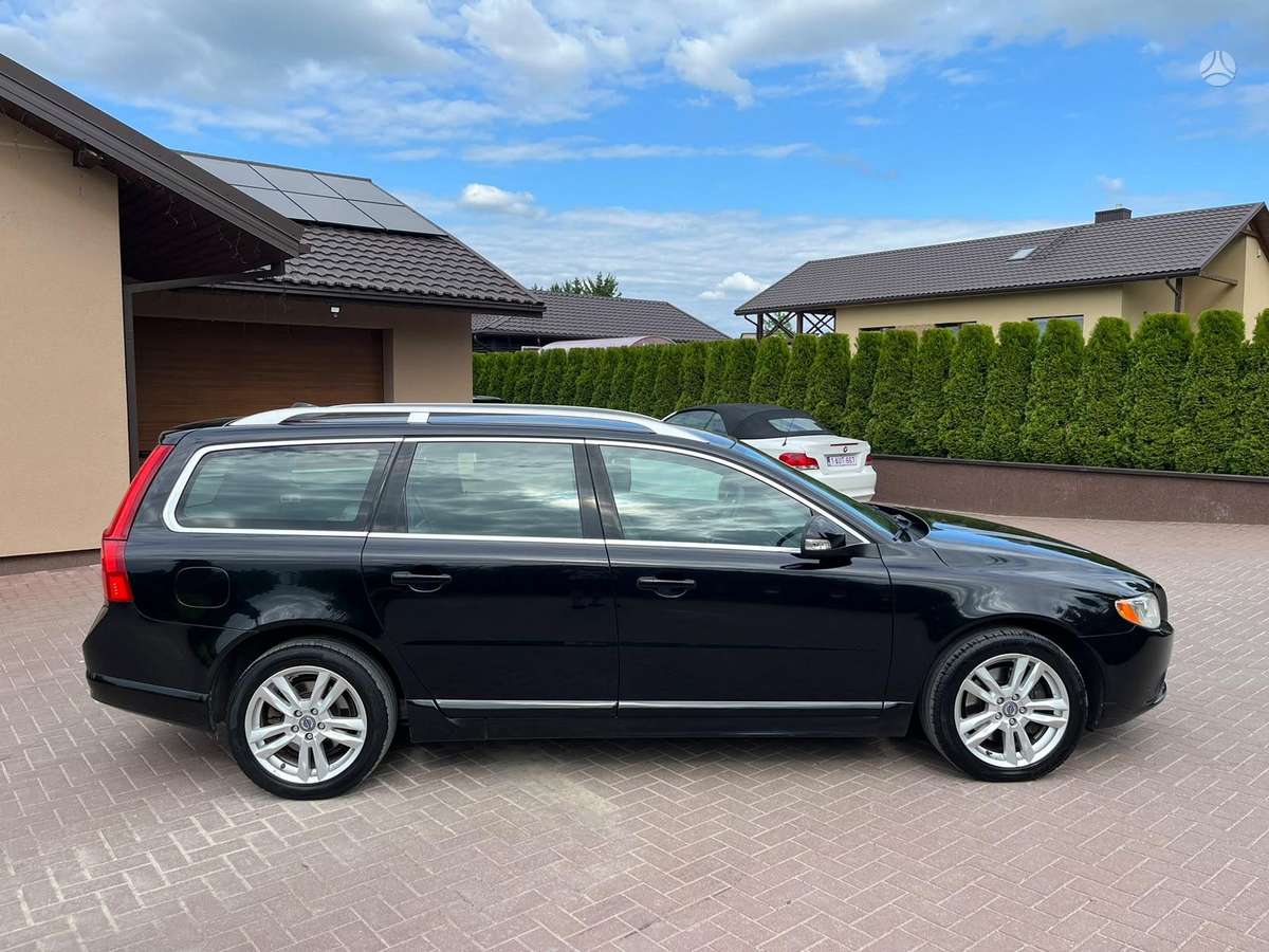 Volvo V70, 2.0 l., Универсал
