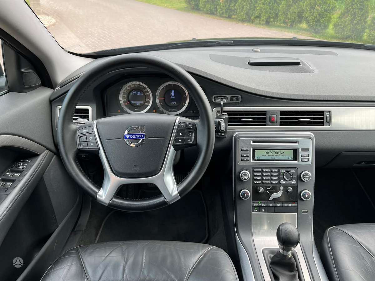 Volvo V70, 2.0 l., Универсал