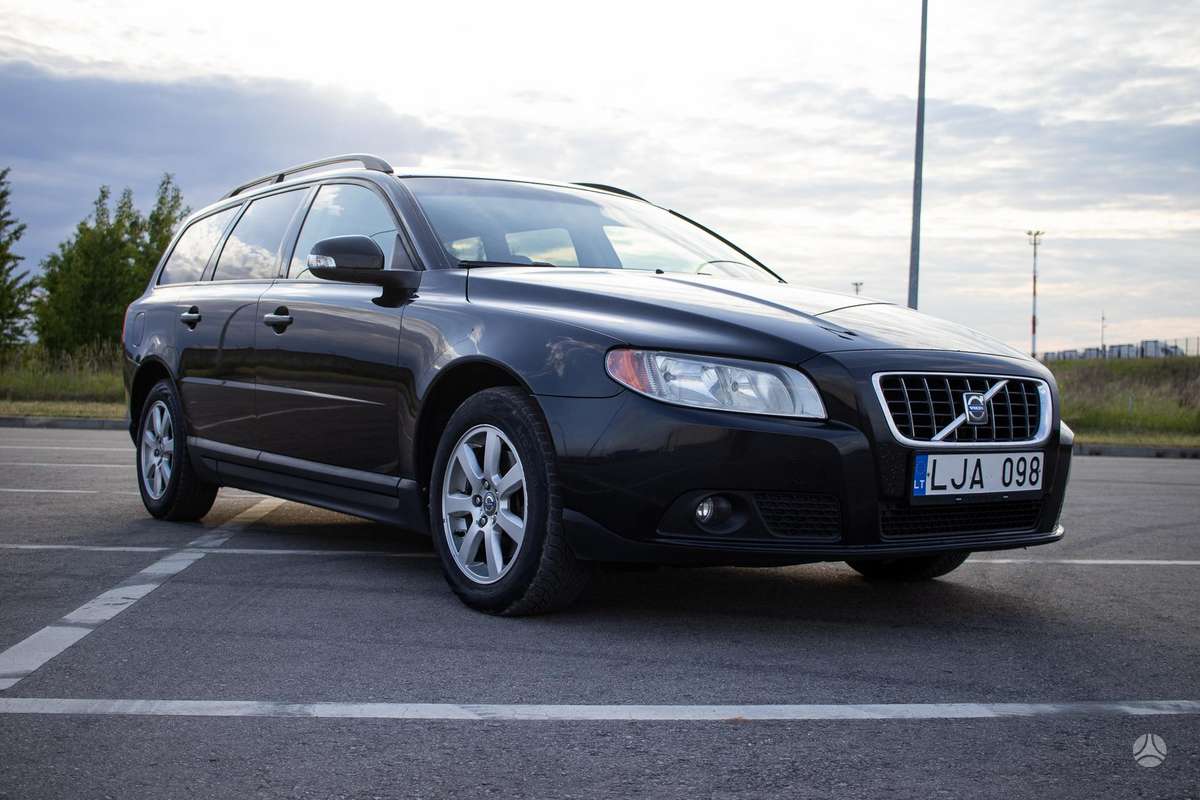 Volvo V70, 2.0 l., Универсал