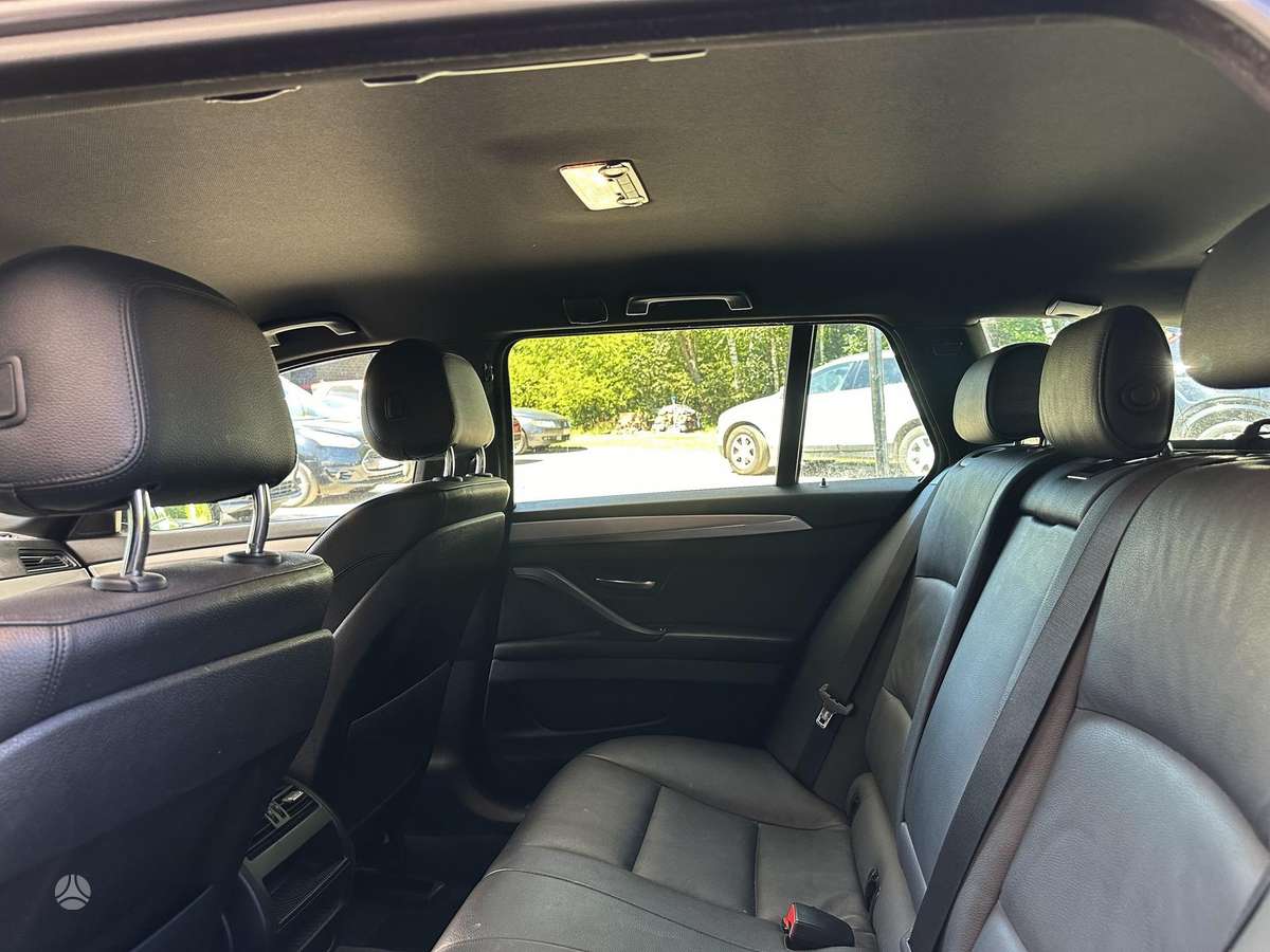 BMW 520, 2.0 l., wagon