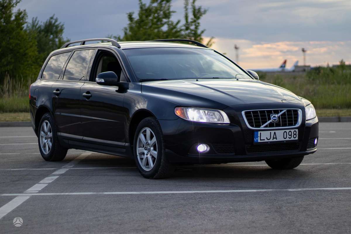 Volvo V70, 2.0 l., Универсал