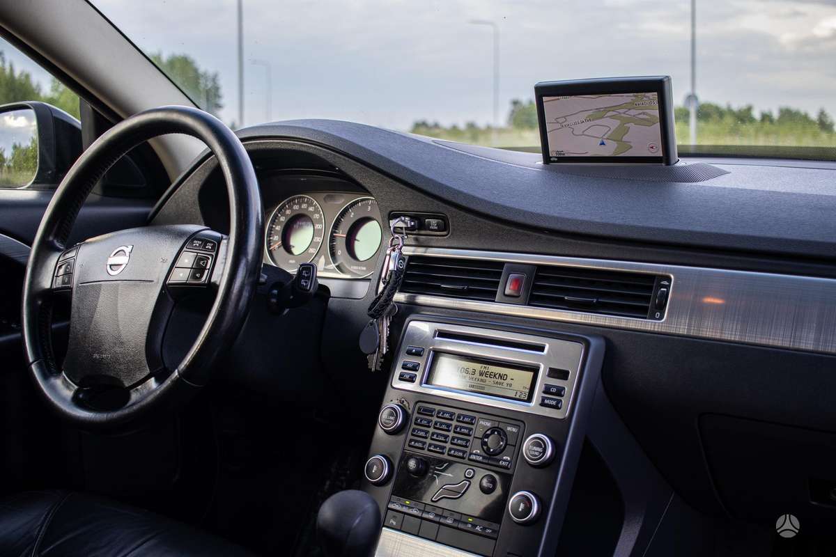 Volvo V70, 2.0 l., wagon