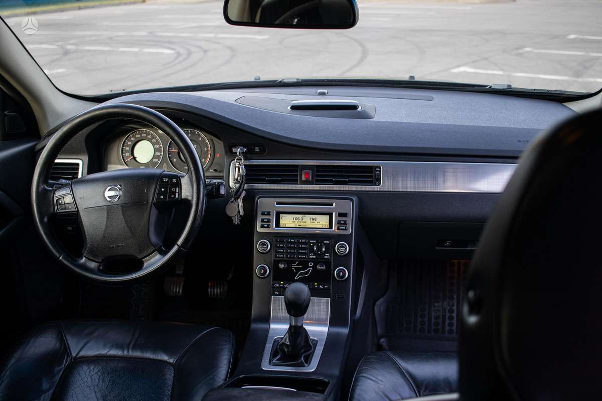 Volvo V70, 2.0 l., wagon