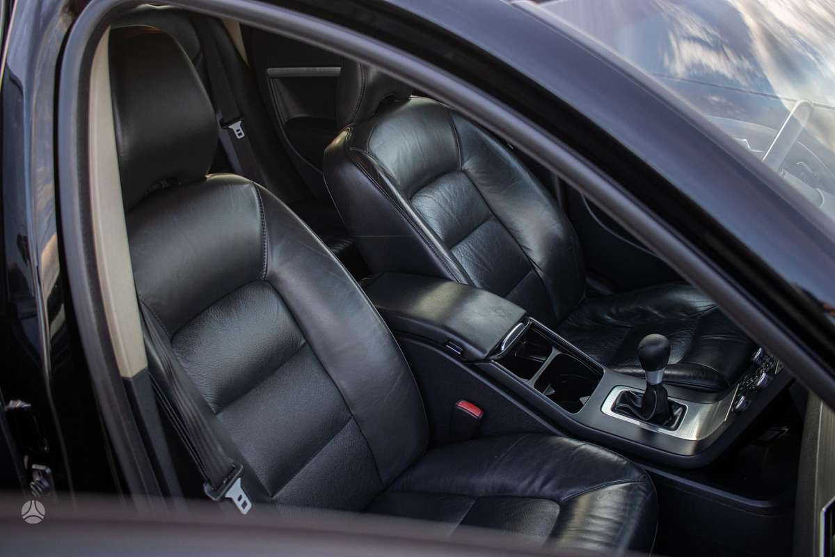 Volvo V70, 2.0 l., wagon