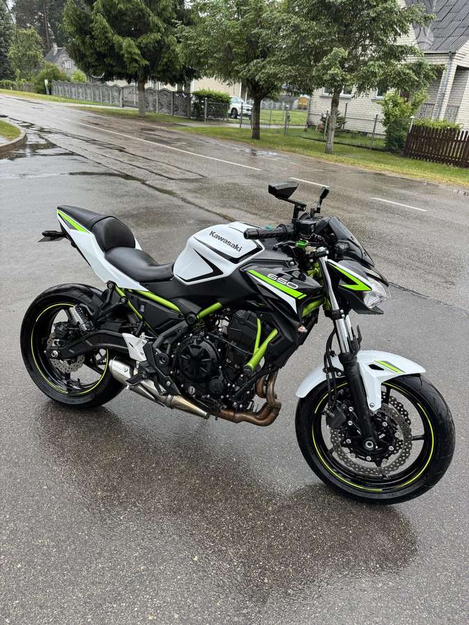 Kawasaki Z 650cc, superbikes