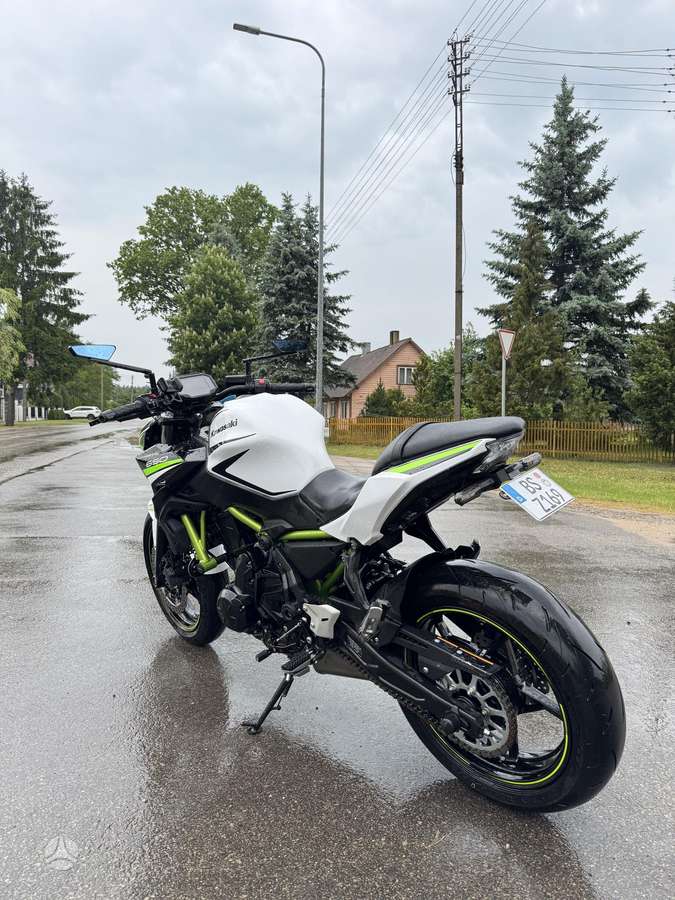 Kawasaki Z 650cc, superbikes