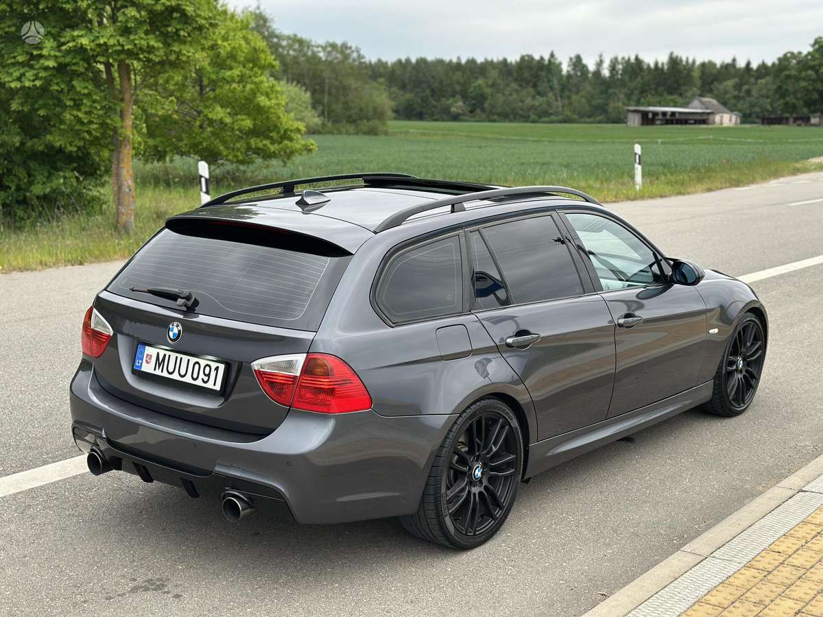 BMW 325, 3.0 l., wagon