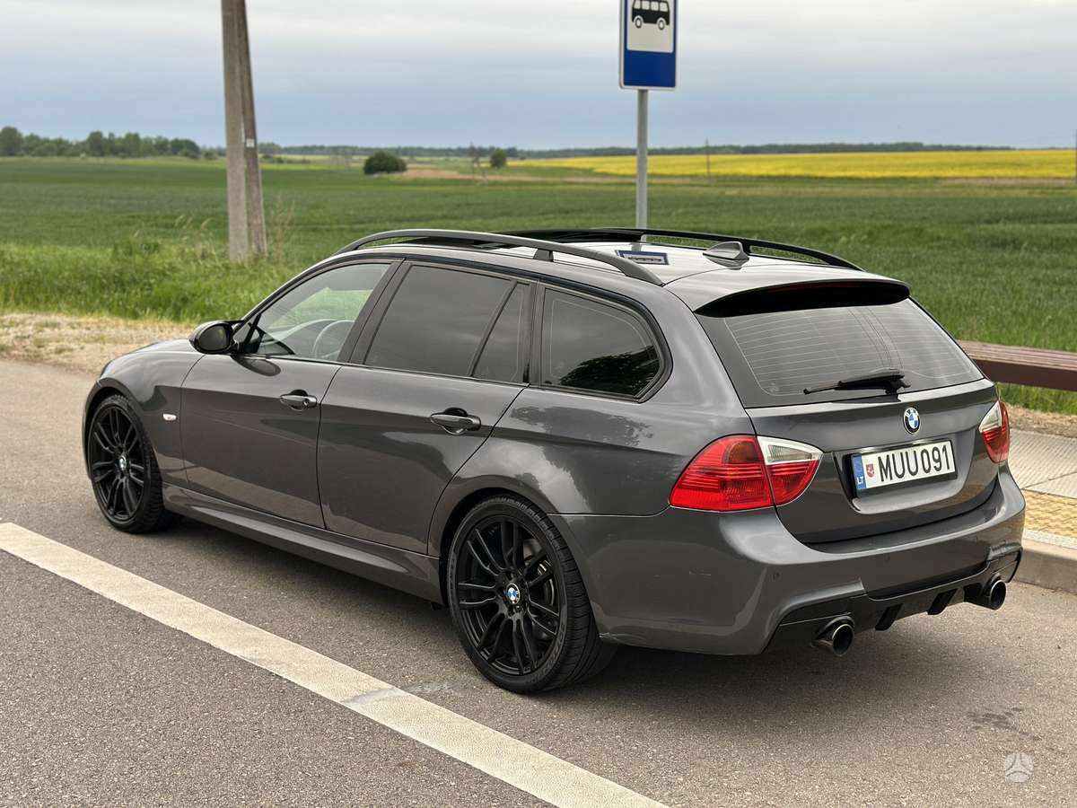 BMW 325, 3.0 l., wagon